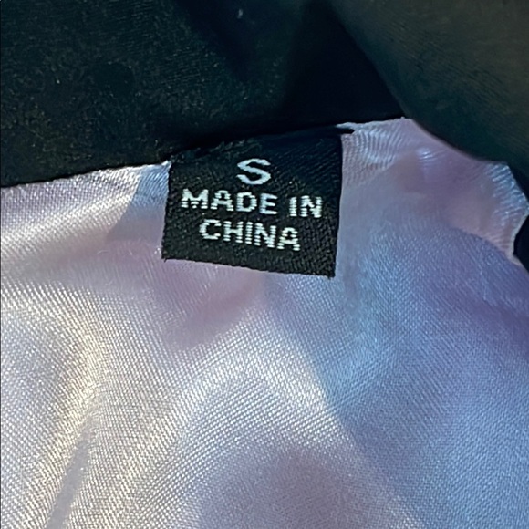 Marc New York Black Trench Coat with Belt - Picture 6 of 10